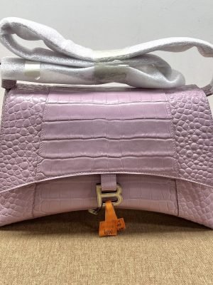 Blush Croc-Embossed Calfskin · 2023 · Impeccable