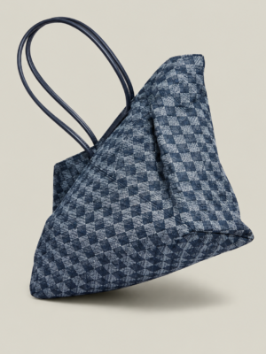 874745_FAF8V_4042_012_100_0000_Light-gucci-tribeca-large-tote-bag (1)